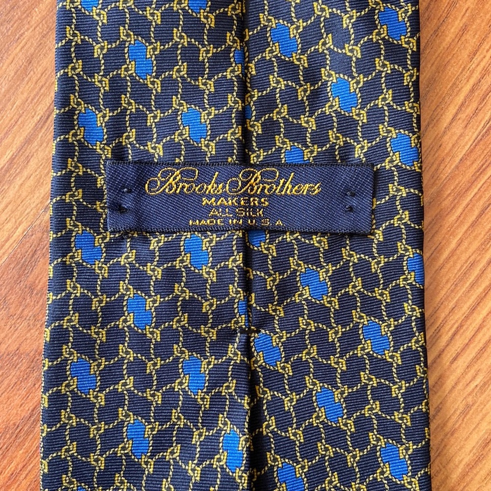 Brooks Brothers Makers Silk Tie - Picture 5 of 6